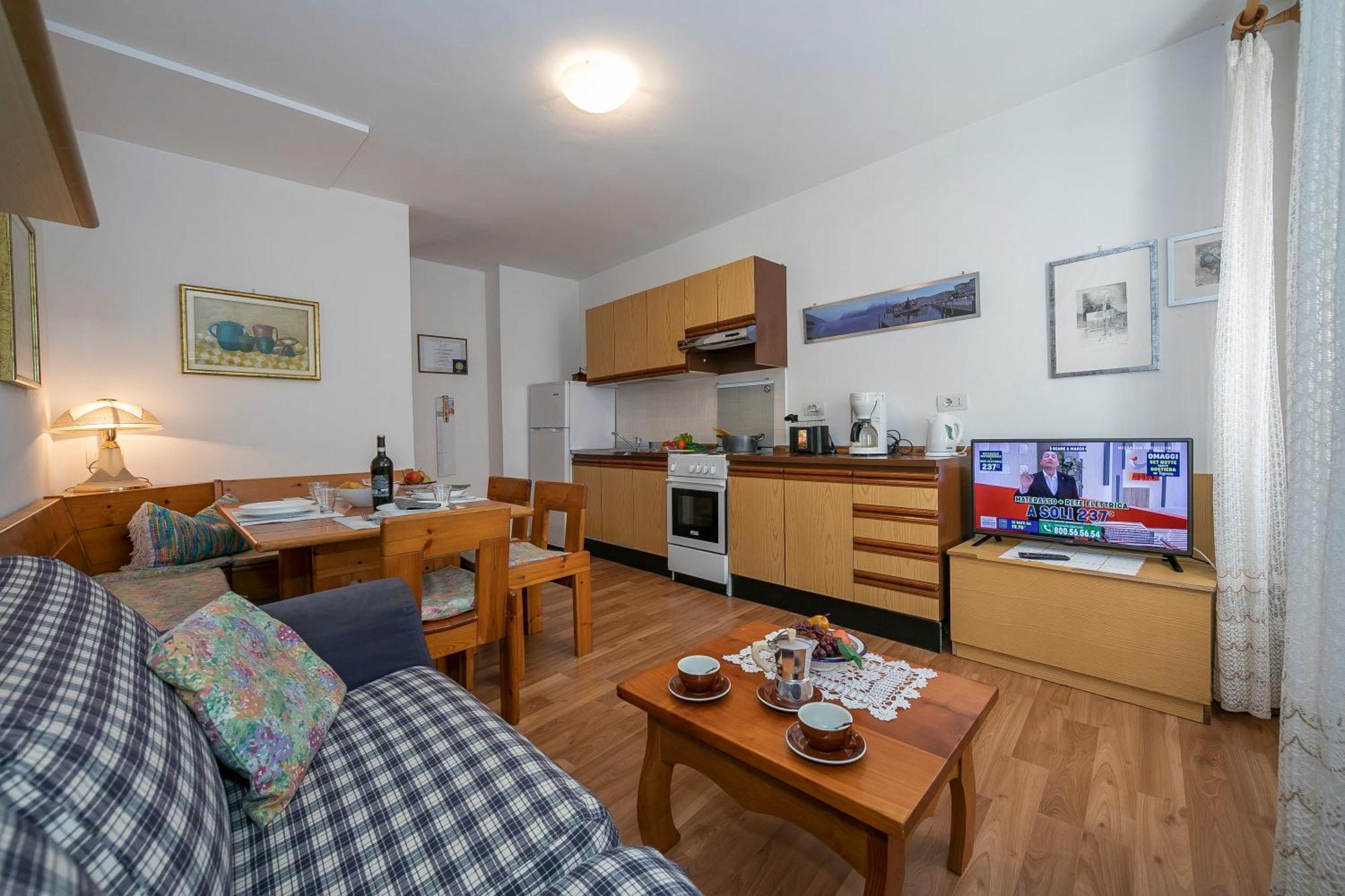 Appartamento Miorelli Torbole Sul Garda Exterior photo
